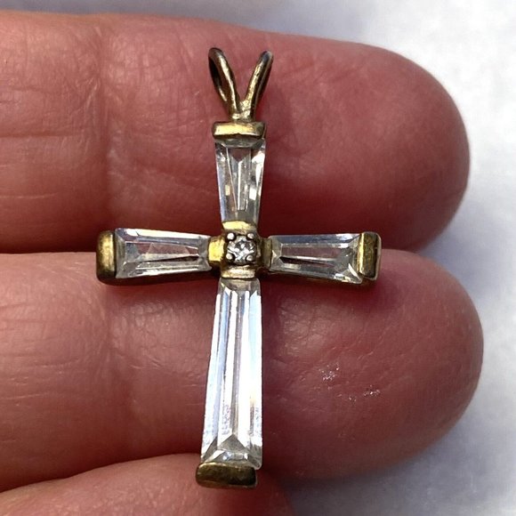 Gold Tone Clear Beveled Crystal Cross Pendant Necklace 925..........133 - Picture 4 of 10